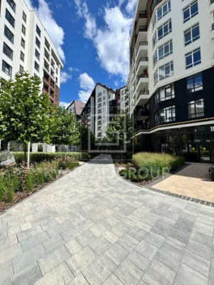 For Sale: 1-bedroom apartment with renovation in Synergy City Residence