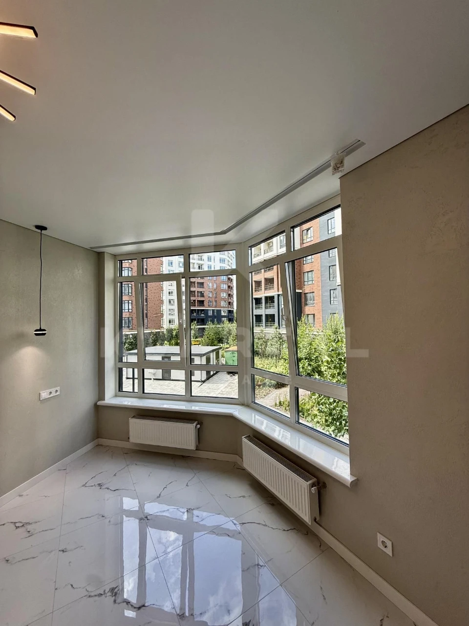 For Sale: 1-bedroom apartment with renovation in Synergy City Residence