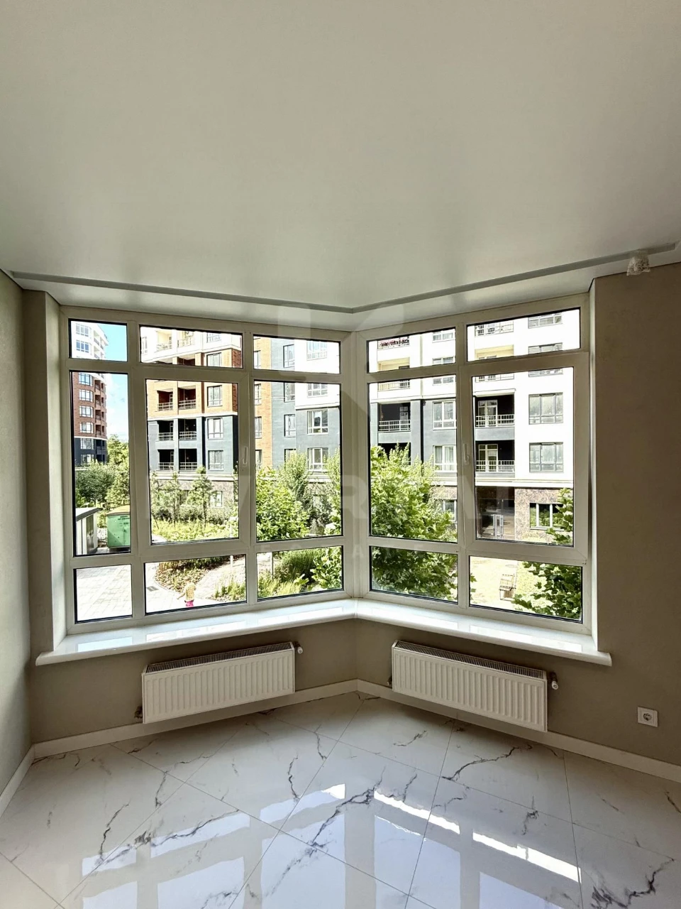 For Sale: 1-bedroom apartment with renovation in Synergy City Residence