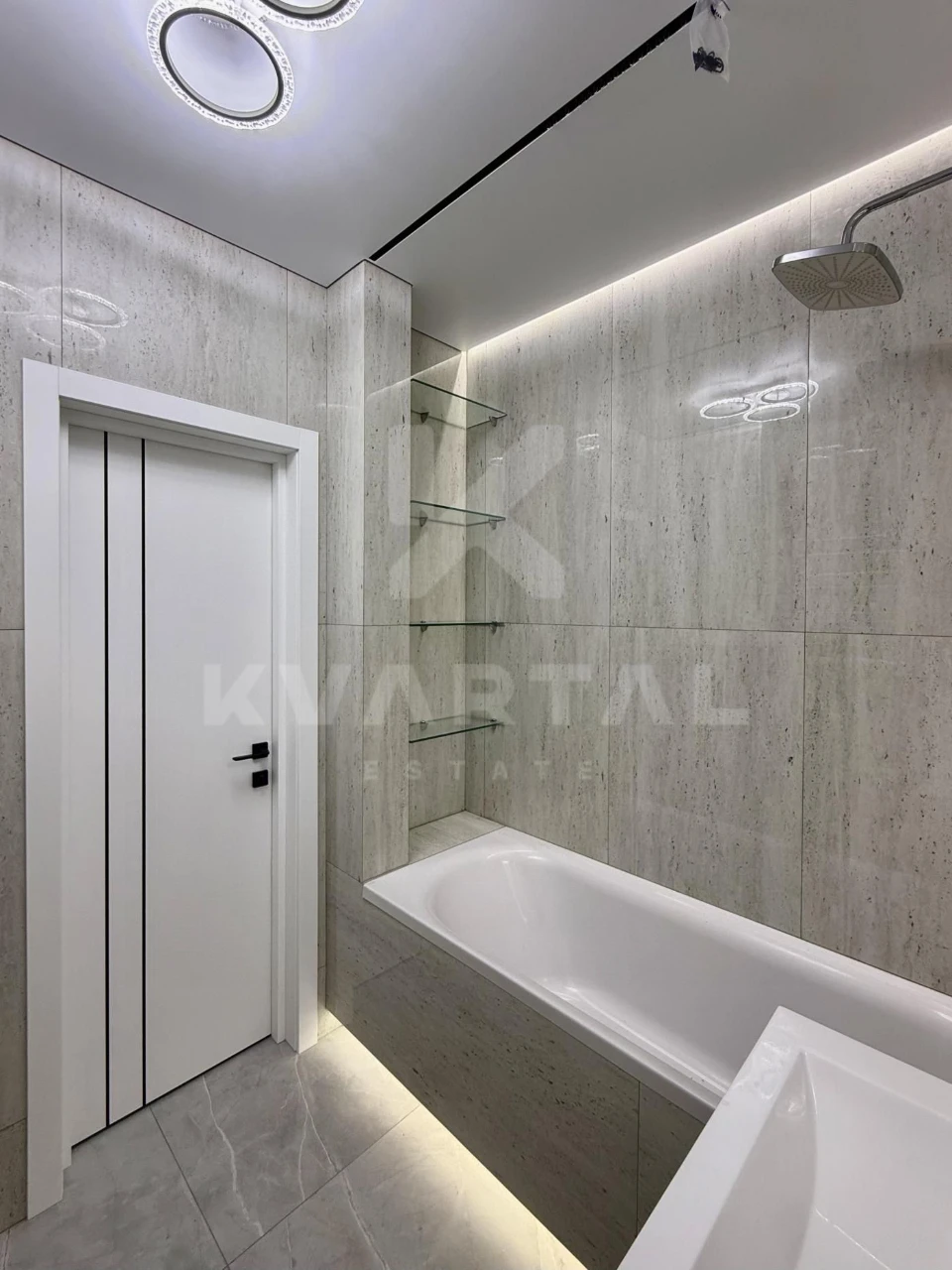 For Sale: 1-bedroom apartment with renovation in Synergy City Residence
