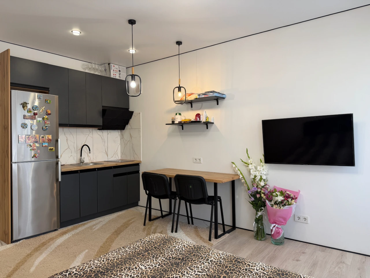 Renovation, Furniture and Appliances. New Modern Residence. Nearest Point