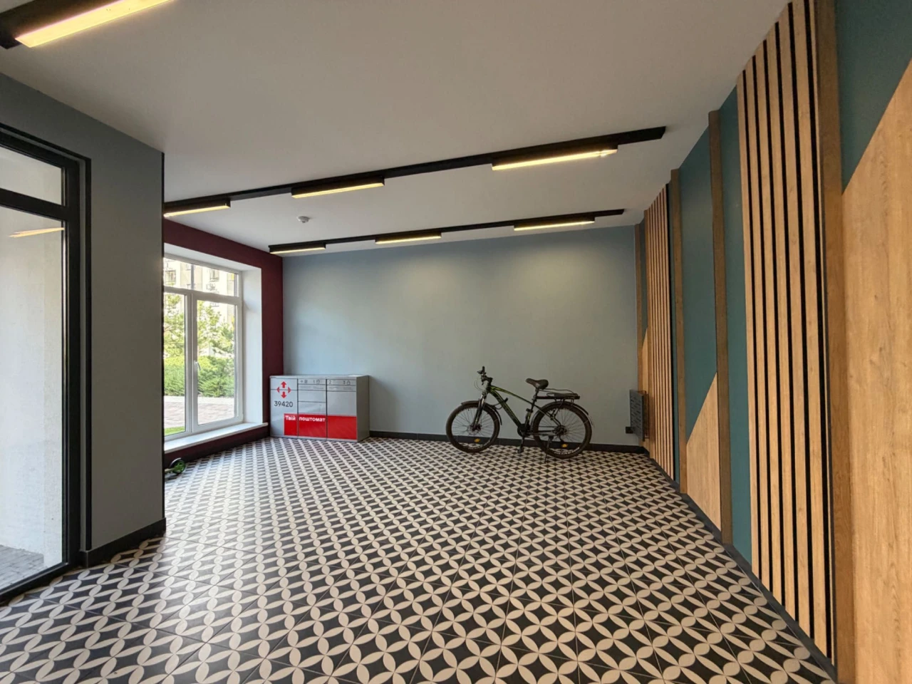 Renovation, Furniture and Appliances. New Modern Residence. Nearest Point