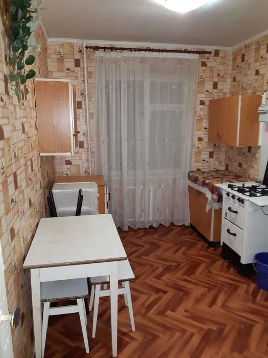 Продам квартиру 3-я в лузановке.