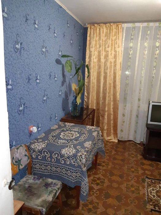 Продам квартиру 3-я в лузановке.