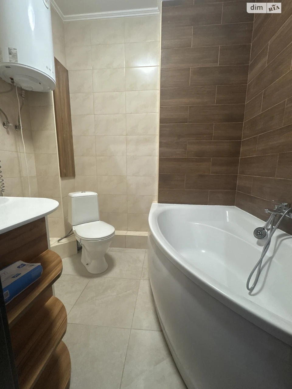 Apartment for Sale - Romanivka