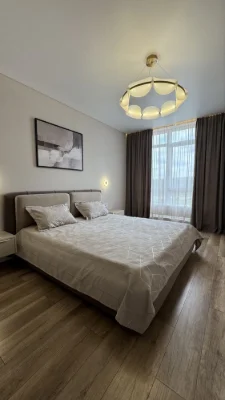 Sale of a full 2-bedroom apartment with designer renovation