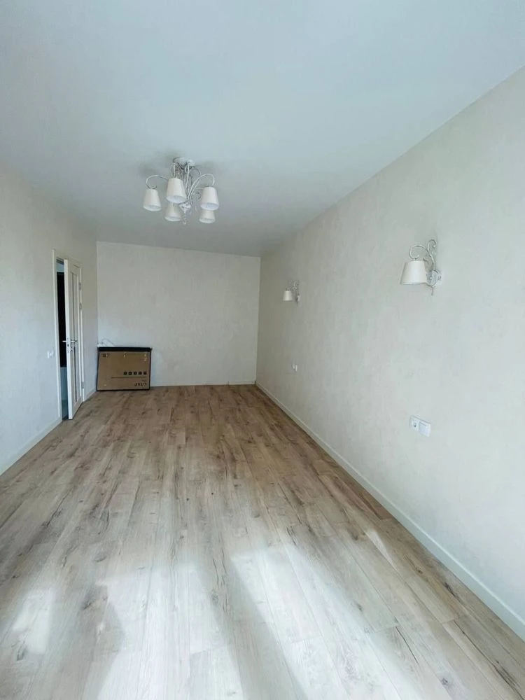 Irpin For Sale 1-bedroom apartment renovated in the Central ЖК