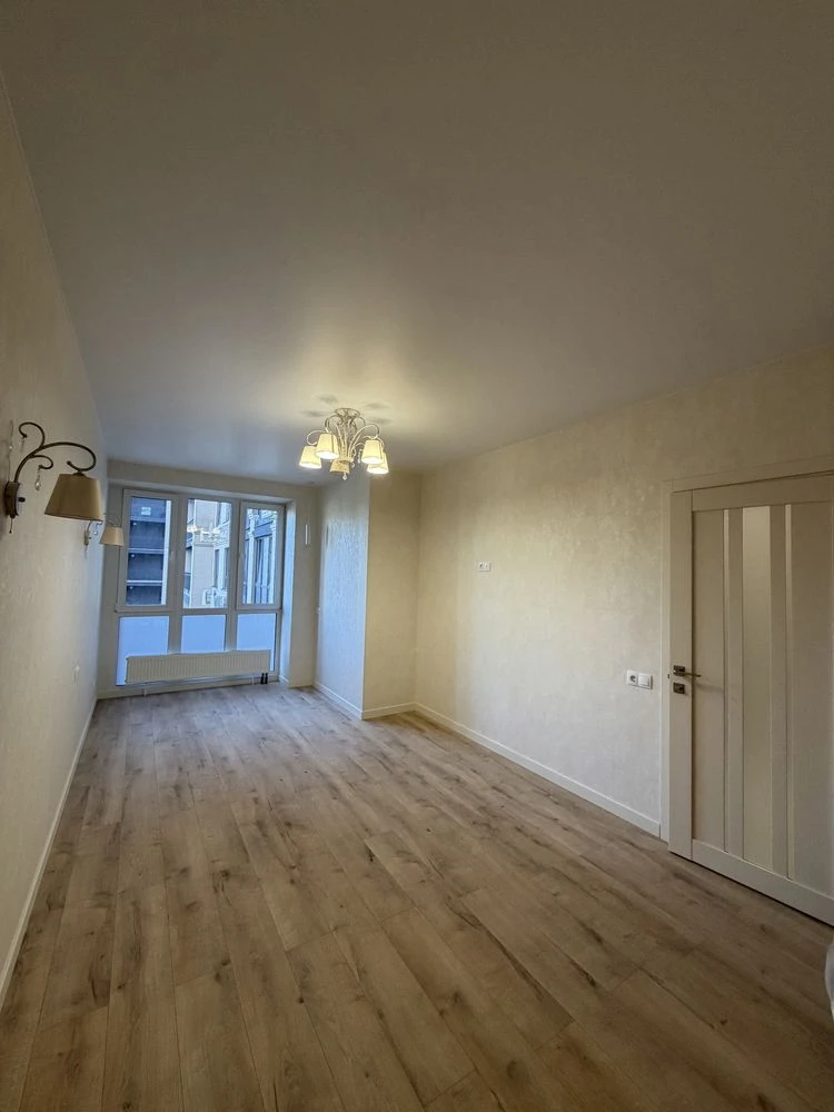 Irpin For Sale 1-bedroom apartment renovated in the Central ЖК
