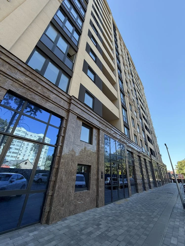 Irpin For Sale 1-bedroom apartment renovated in the Central ЖК