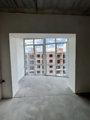 For Sale: The Cheapest 3-Bedroom Apartment in Irpin', Gas