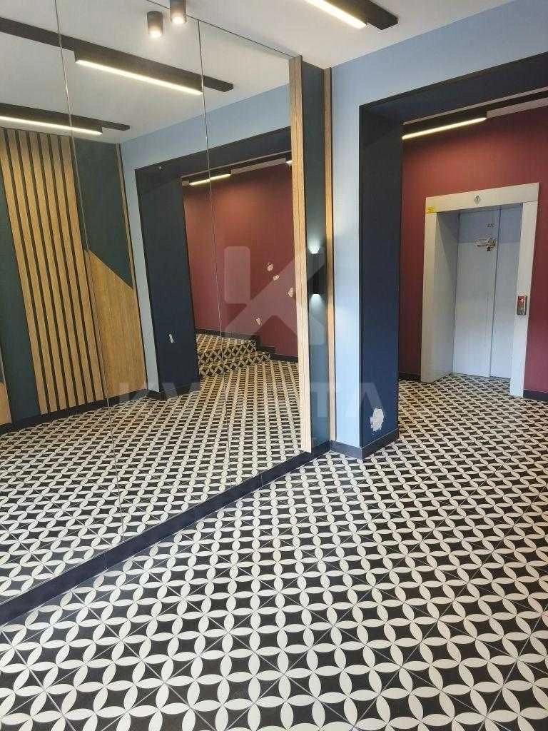 For Sale: 1-Room Apartment with Initial Renovation in ЖК Молоді