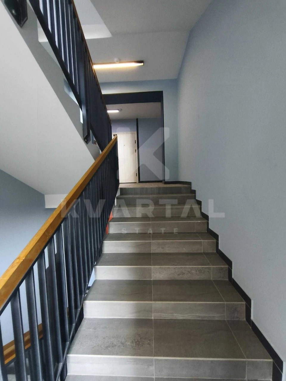 For Sale: 1-Room Apartment with Initial Renovation in ЖК Молоді