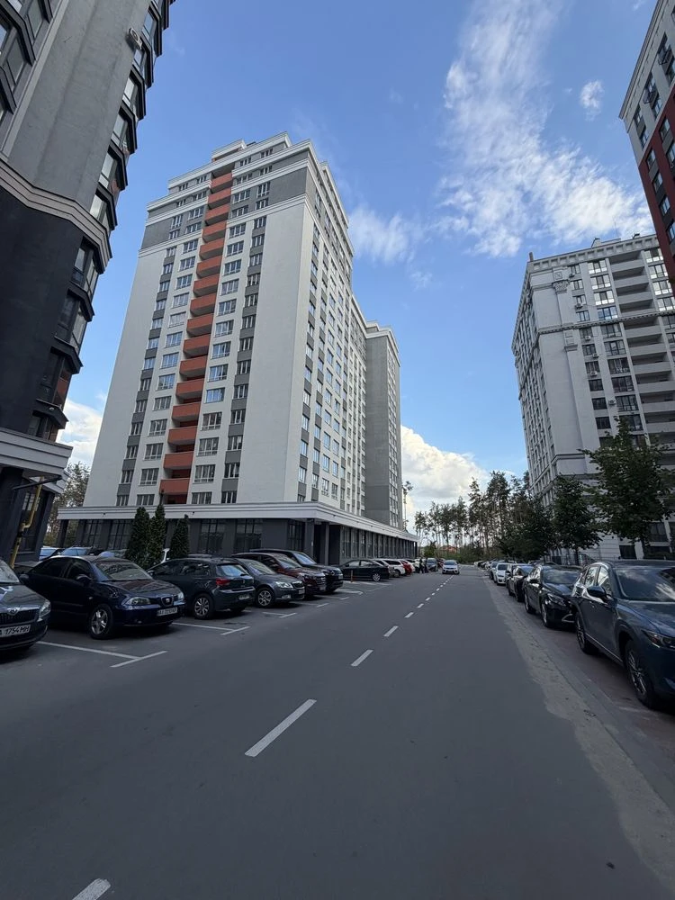 For Sale: 1-bedroom apartment, 35 sq m, in Irpin. Quick access to Kyiv.