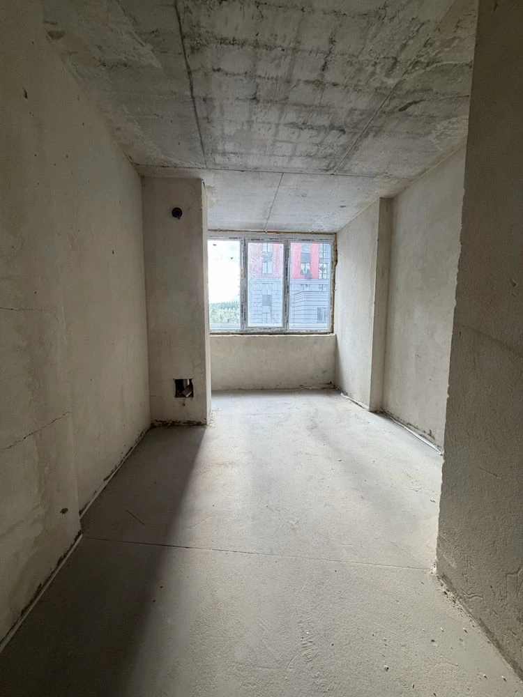 For Sale: 1-bedroom apartment, 35 sq m, in Irpin. Quick access to Kyiv.