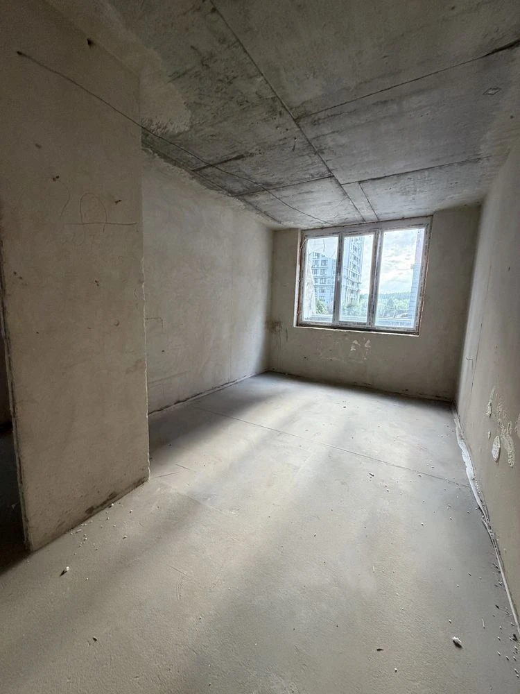 For Sale: 1-bedroom apartment, 35 sq m, in Irpin. Quick access to Kyiv.