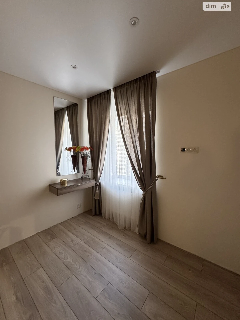 Flat for Sale