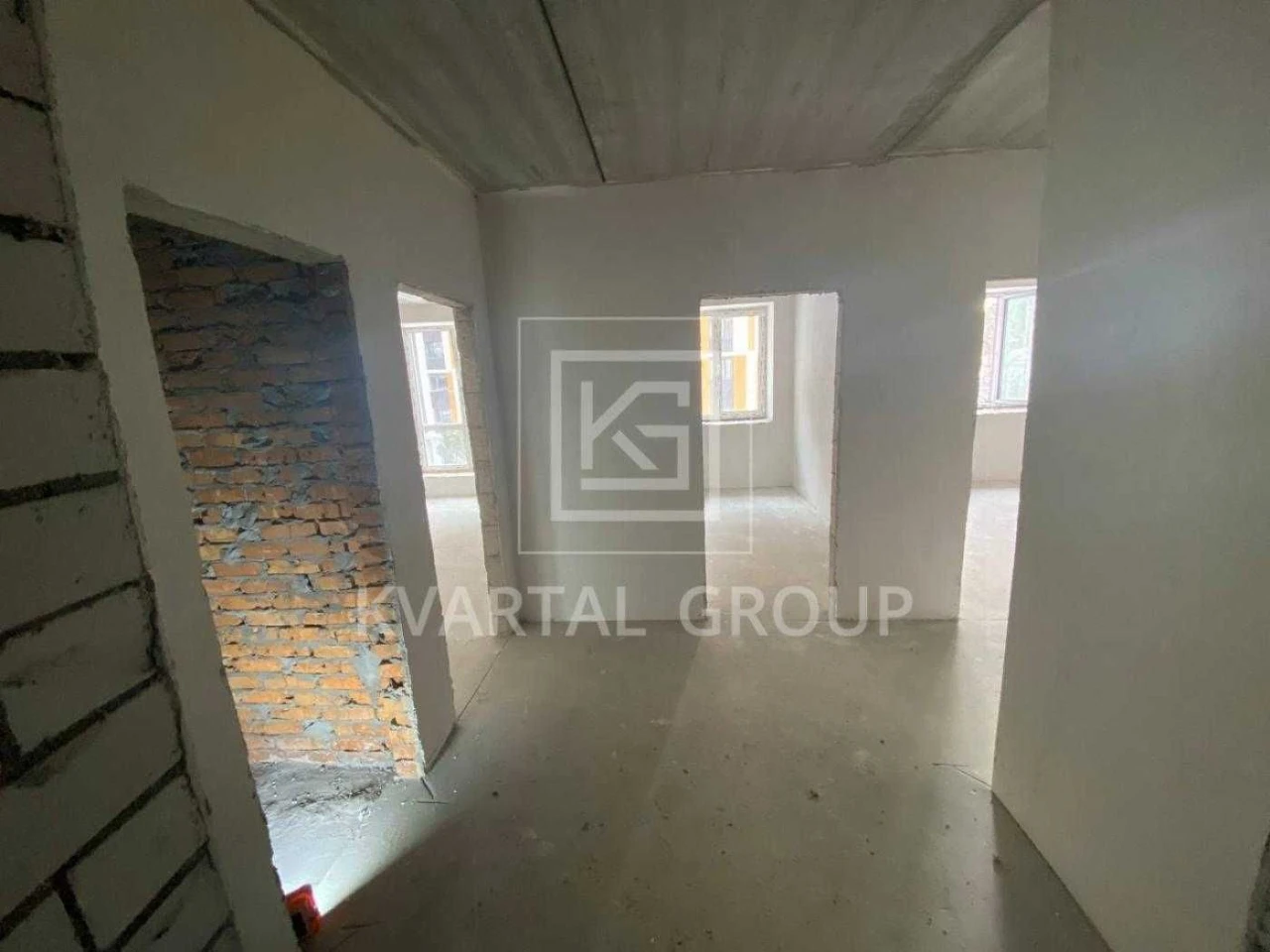 Two-bedroom apartment in the city center, under renovation, ЖК Фаворит