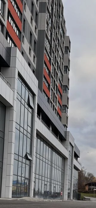 For sale 1-room apartment in the Ovis residential complex. The building has been completed.
