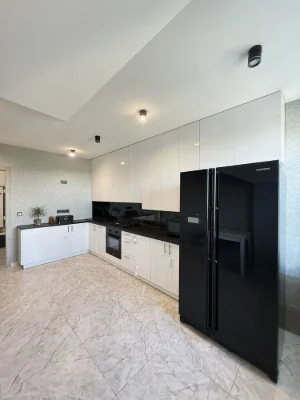 Sale of a 2-bedroom apartment in Irpin, Soborna Street. 64 m², euro-3 format.