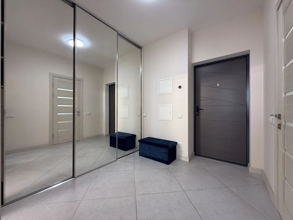 • SALE | Euro 2-bedroom apartment with renovation 42 m² | Green Side Residence