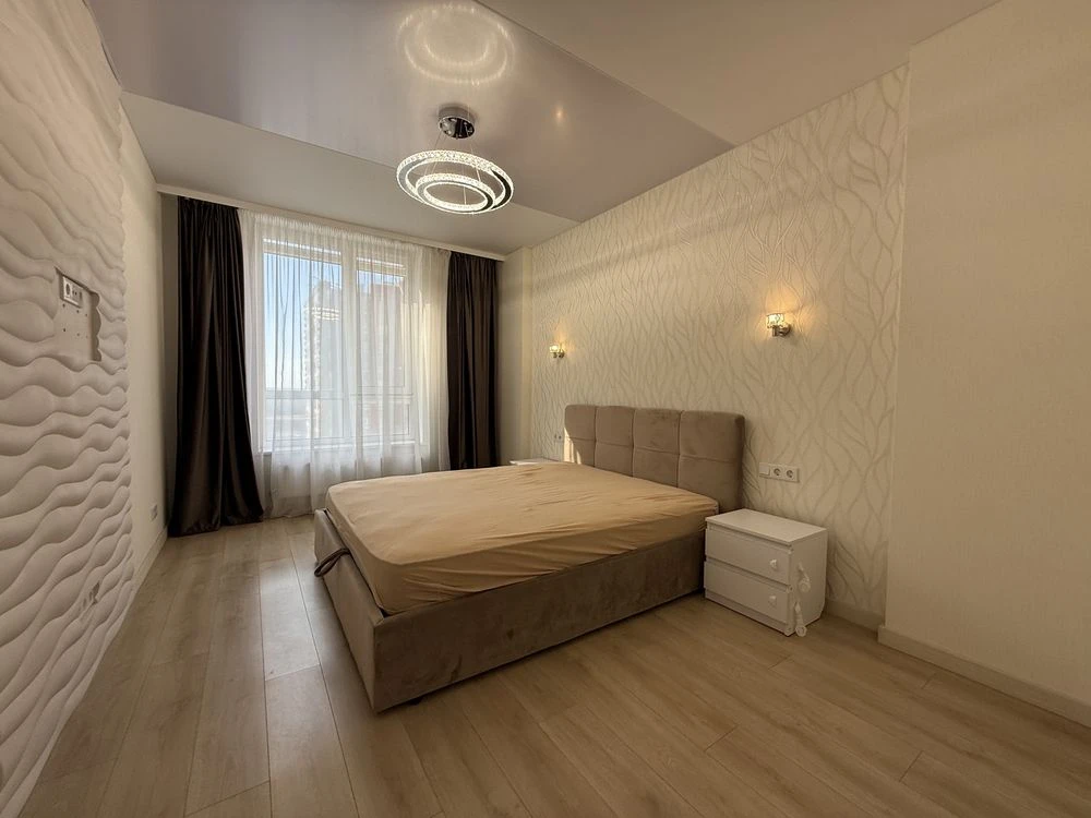 • SALE | Euro 2-bedroom apartment with renovation 42 m² | Green Side Residence