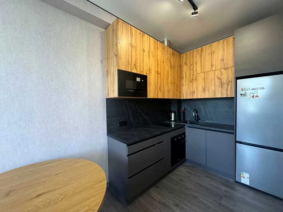 Apartment. Kharkiv, Bukova St. (Komsomolets Plant), (Building
