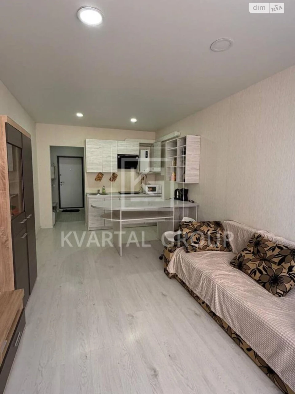 Apartment for Sale in Romaniwka