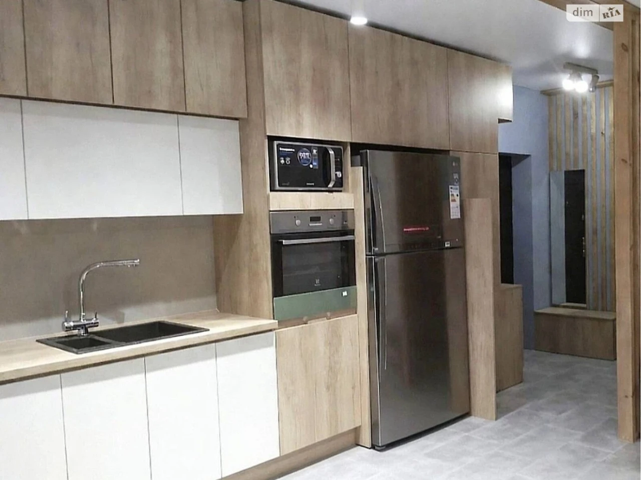 Apartment for Sale – Romanivka