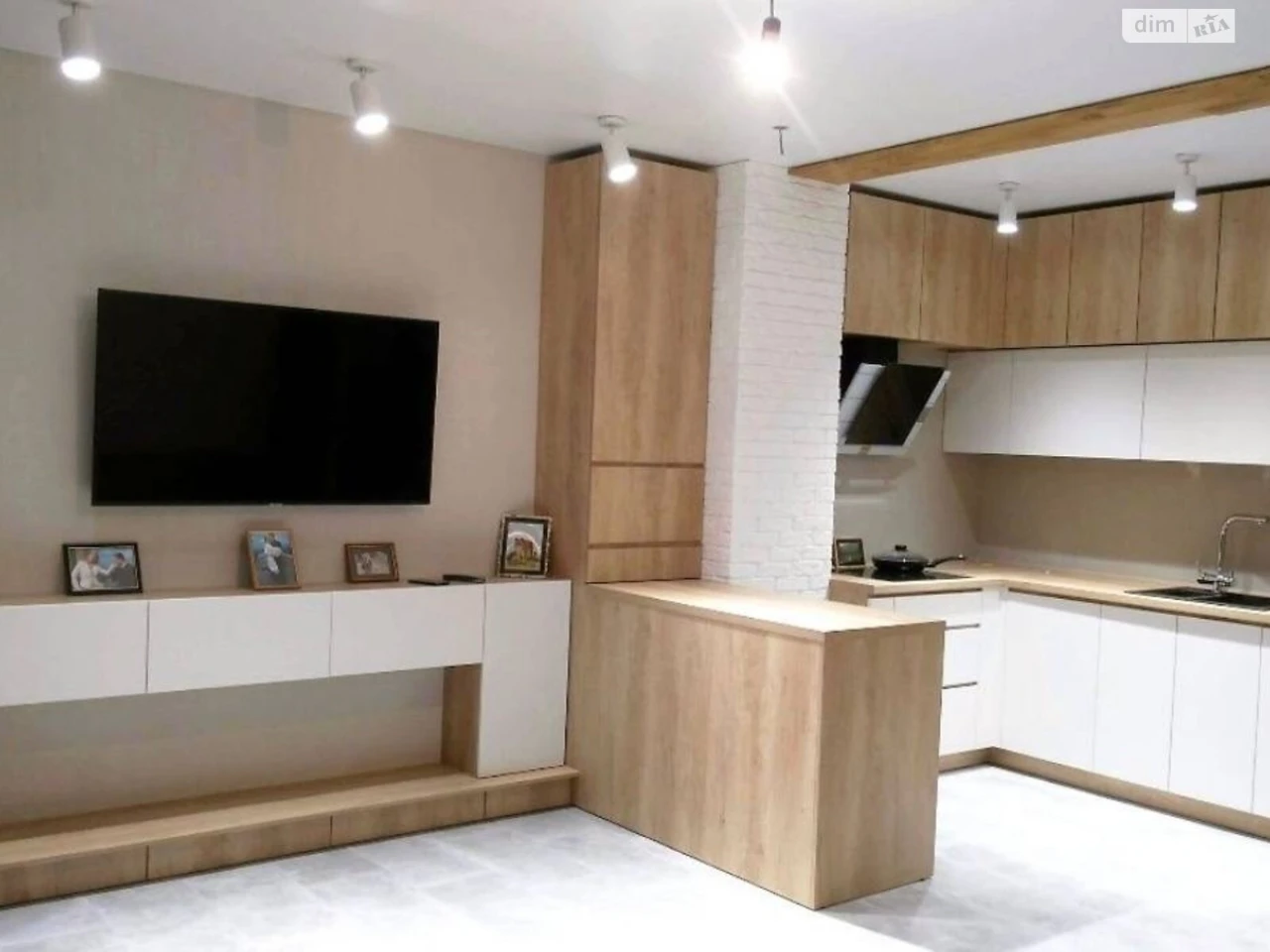 Apartment for Sale – Romanivka