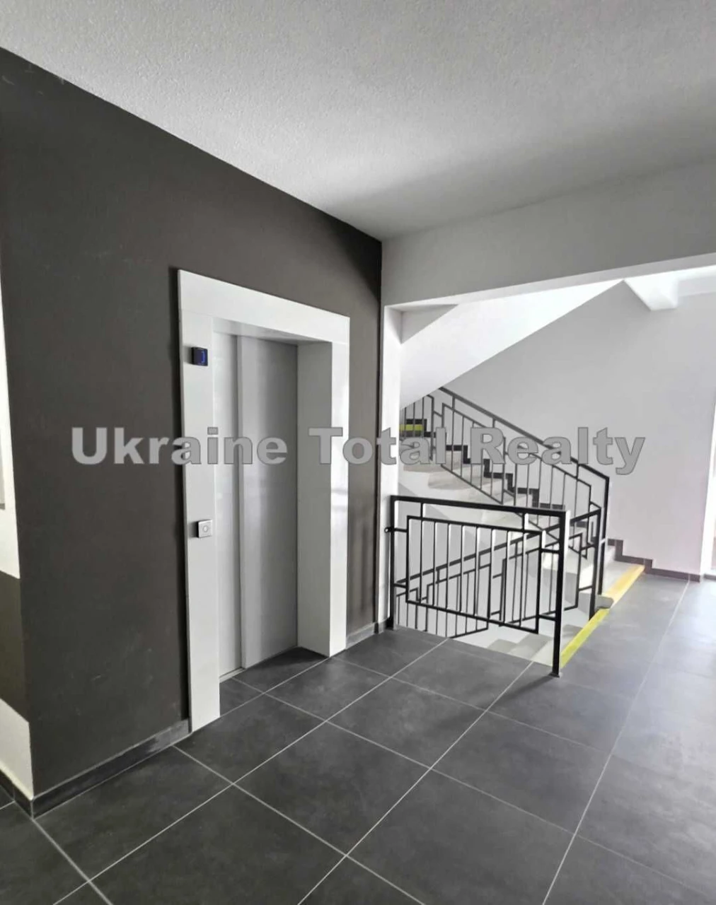 IRPIN': 2-room apartment 77 sq m with balcony in the Synerhiya City complex