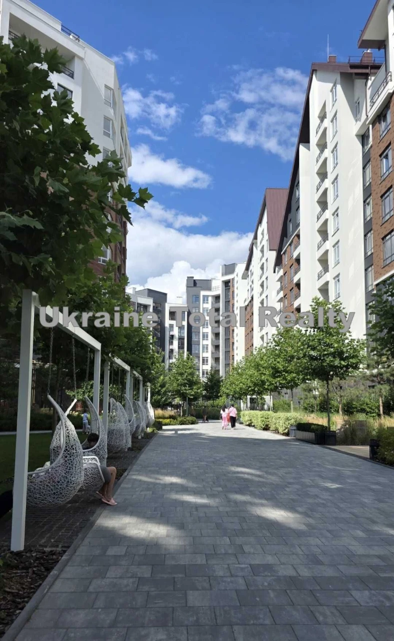 IRPIN': 2-room apartment 77 sq m with balcony in the Synerhiya City complex