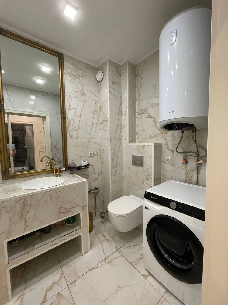 Apartment for Sale in Irpin, 3 bedrooms, 108 m2 with a view of the Central Park