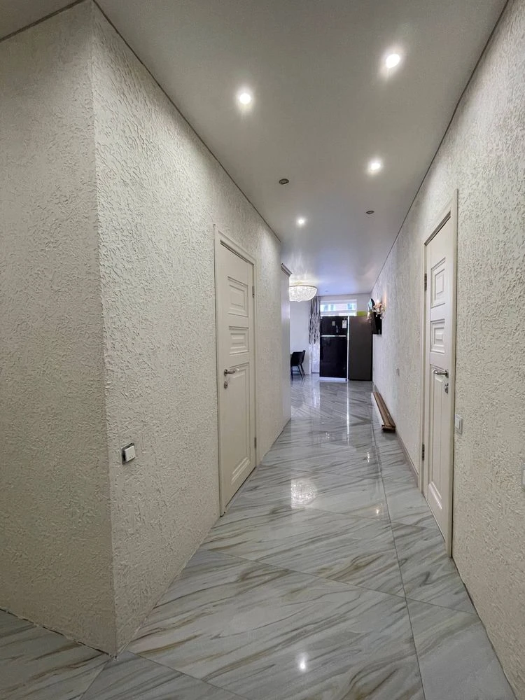 Apartment for Sale in Irpin, 3 bedrooms, 108 m2 with a view of the Central Park