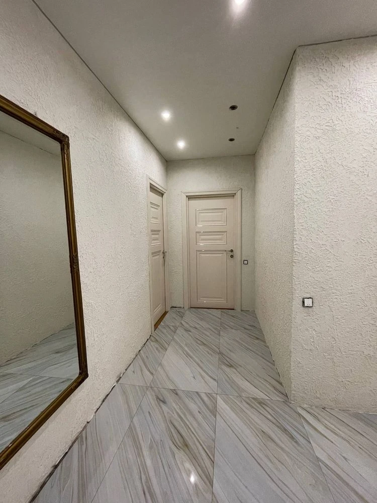 Apartment for Sale in Irpin, 3 bedrooms, 108 m2 with a view of the Central Park