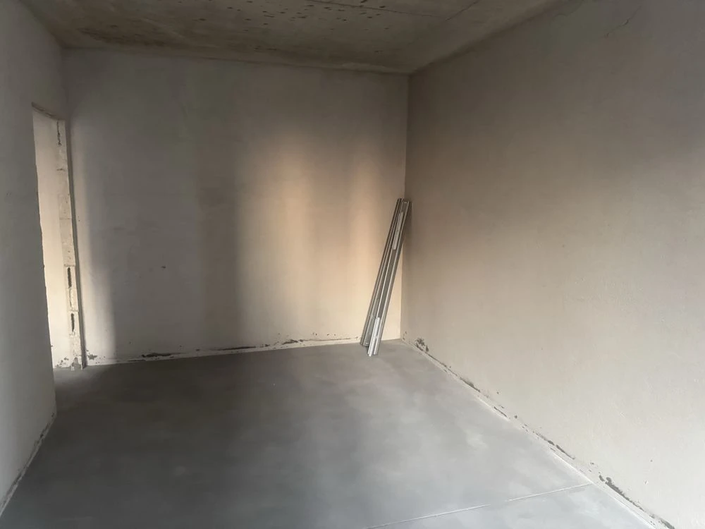 Продам євродвушку/двушки; 42,та 45 м.кв.5,та 7-й поверх; в Ж