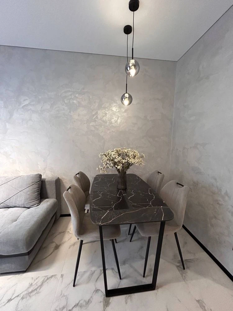For Sale 1-room Apartment with Renovation in ЖК Молодість Набережна