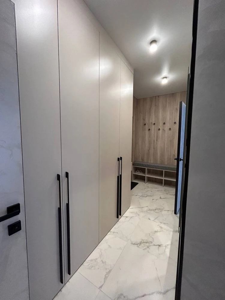 For Sale 1-room Apartment with Renovation in ЖК Молодість Набережна