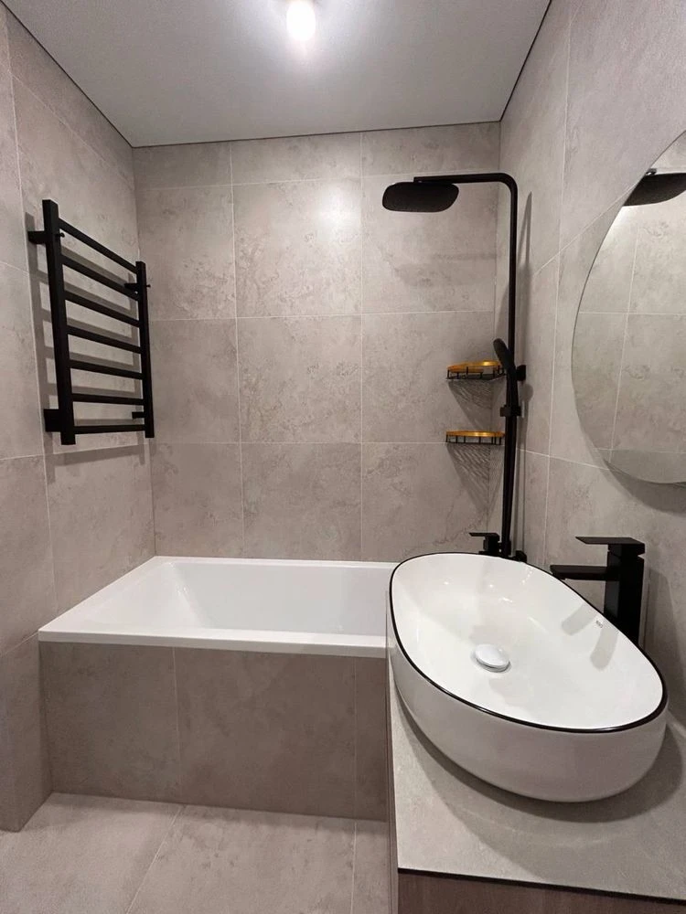 For Sale 1-room Apartment with Renovation in ЖК Молодість Набережна