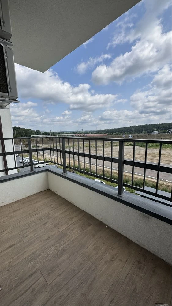 ТЕРМІНОВО!Повноцінна 2к з ремонтом 61 м2. Газове опалення. Б