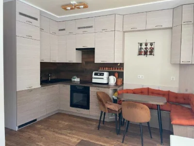 FOR SALE 1-Bedroom Apartment with Renovation | Gas | No Commission