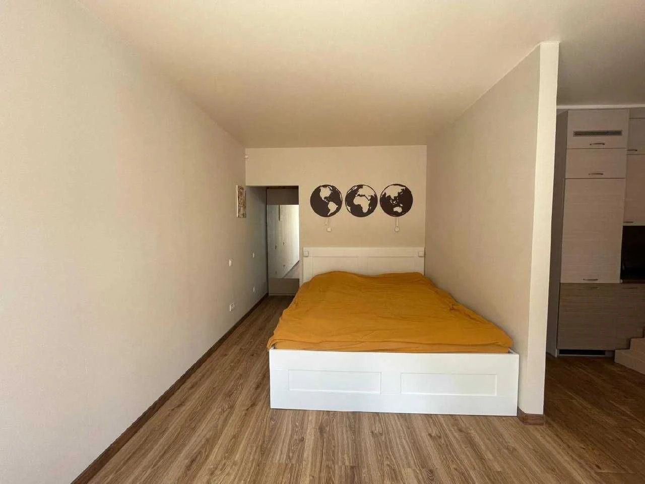 FOR SALE 1-Bedroom Apartment with Renovation | Gas | No Commission