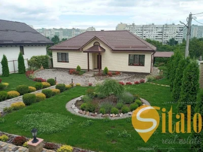 House for sale in Khortytskyi district (037)