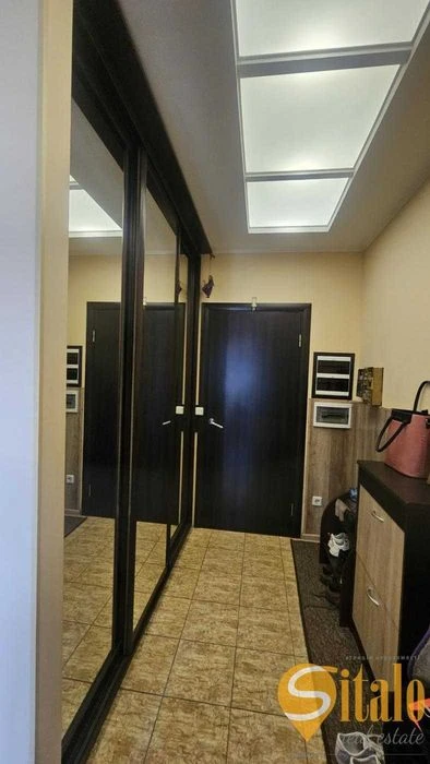 House for sale in Khortytskyi district (037)