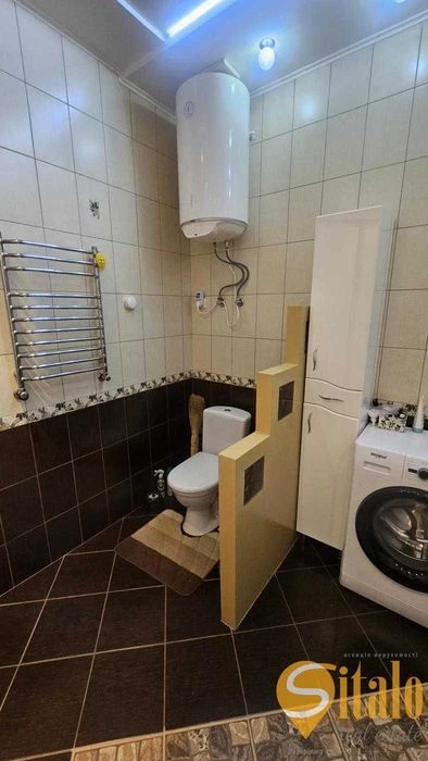 House for sale in Khortytskyi district (037)