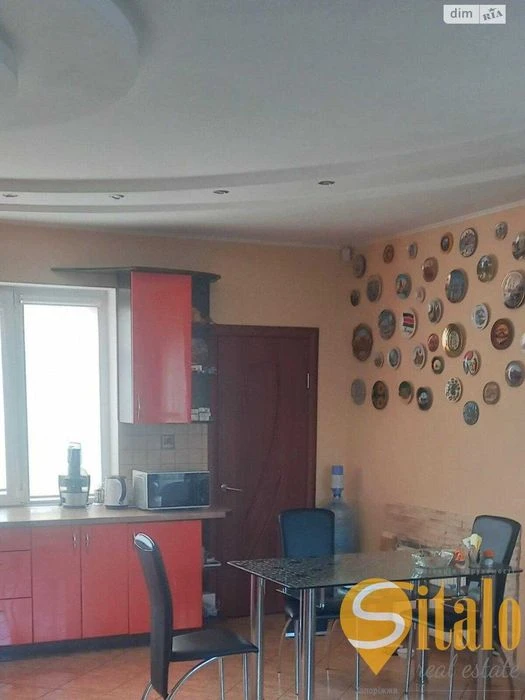House for sale in Khortytskyi district (037)
