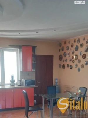 House for sale in Khortytskyi district (037)