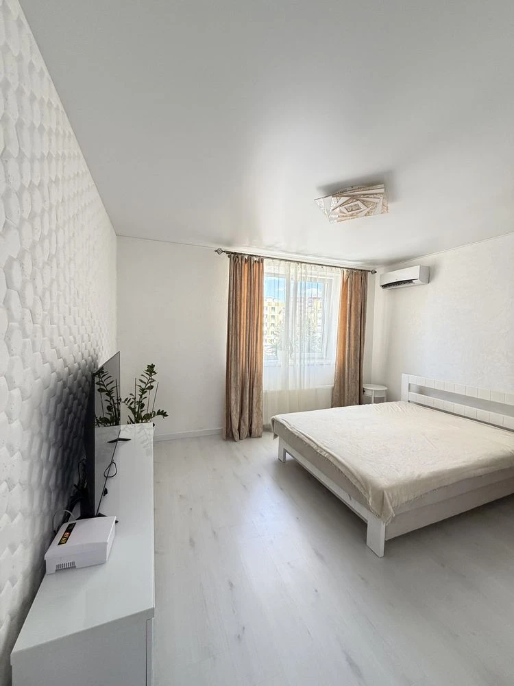 2-room apartment in a well-developed area, fully equipped! GAS,