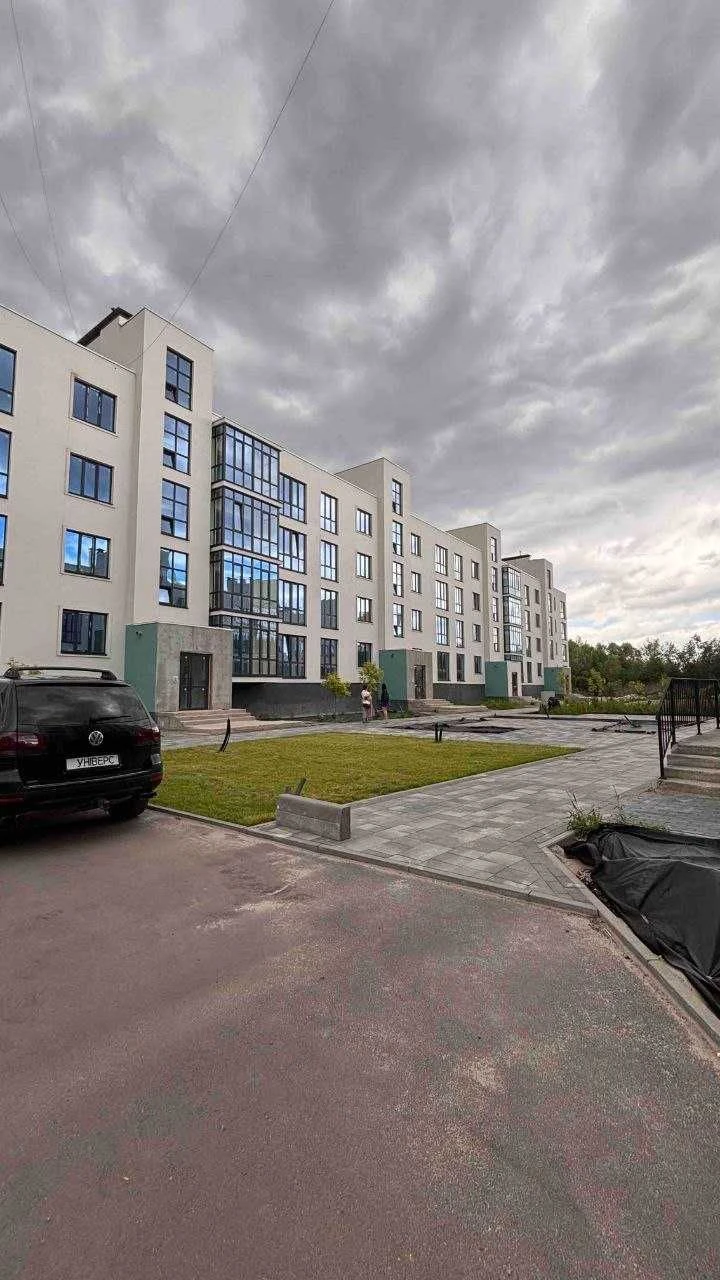 Spacious 3-room apartment 85 m². Partial renovation + warm floor. GAS