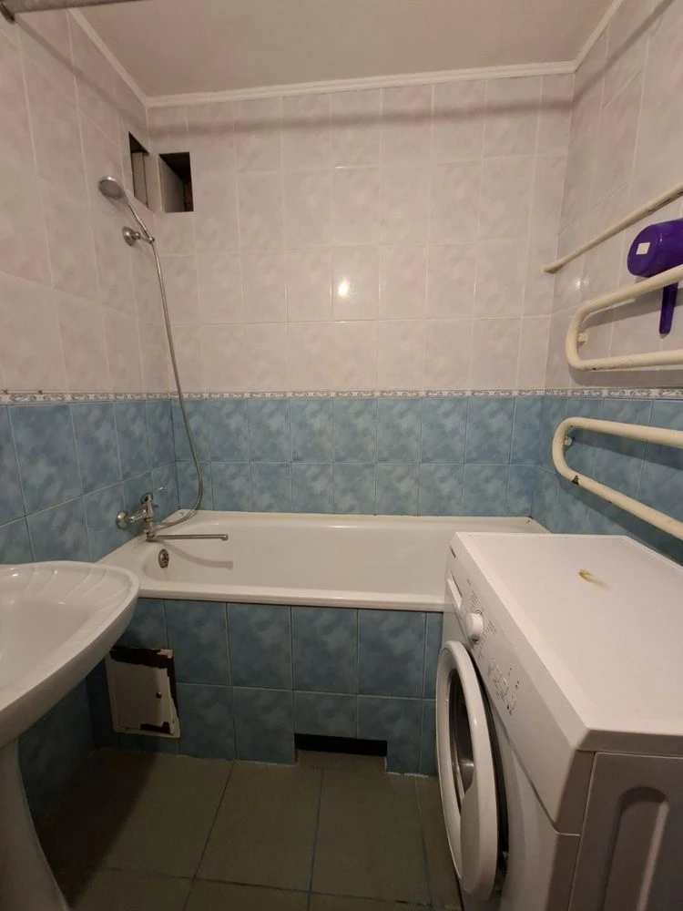 Taxes 2% 4 room apartment at a very favorable price!! School, kindergarten
