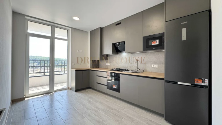 Synergy City. Full 1-bedroom apartment with a dressing area
